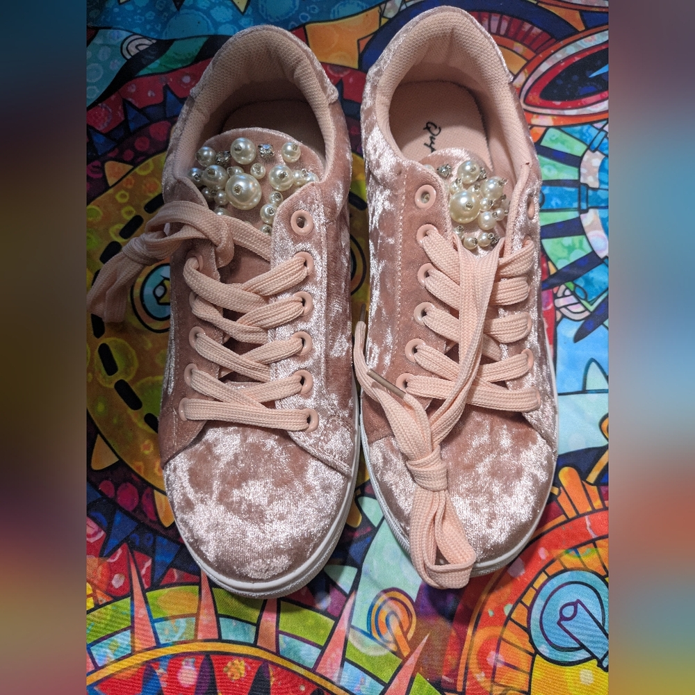 Qupid Embellished Sneakers Size 6